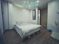 Định nghĩa & cách phát âm từ flat
